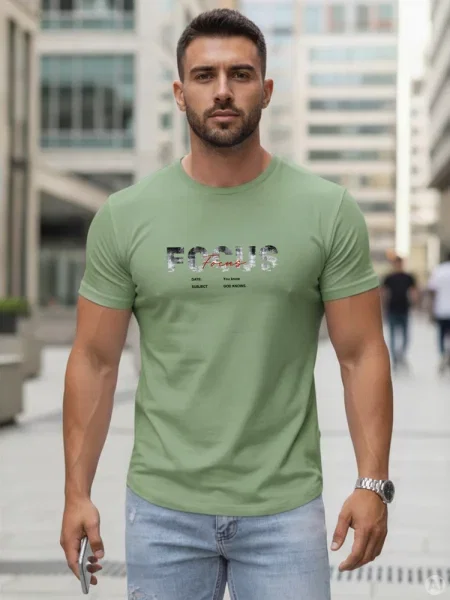 T-shirt z dużym napisem Dstreet zielony
