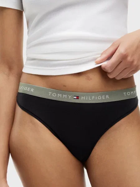Стринги Tommy Hilfiger черные