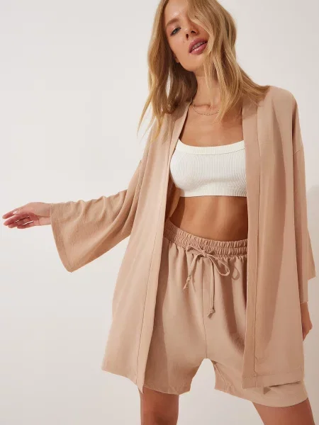 Happiness İstanbul Costum cu pantaloni nisipiu