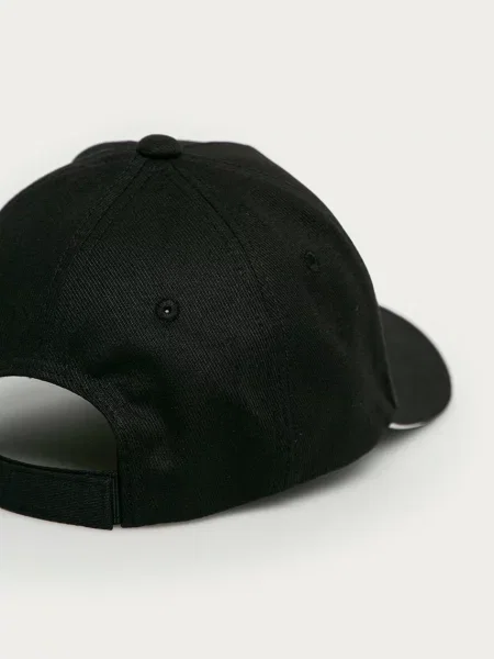 Emporio Armani Sapka