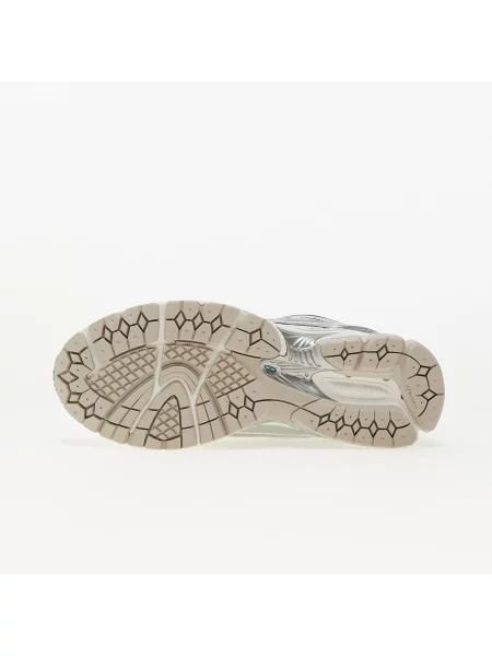 Tenisky New Balance Silver Metalic/ Sea Salt/ New Spce Ee EUR 43