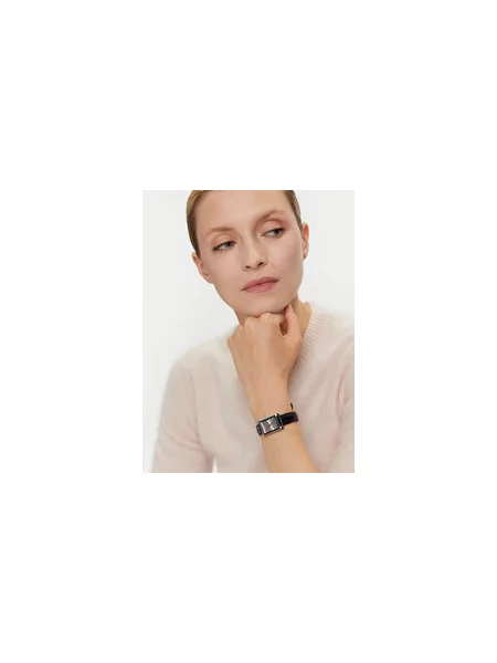 Ure Casio črna