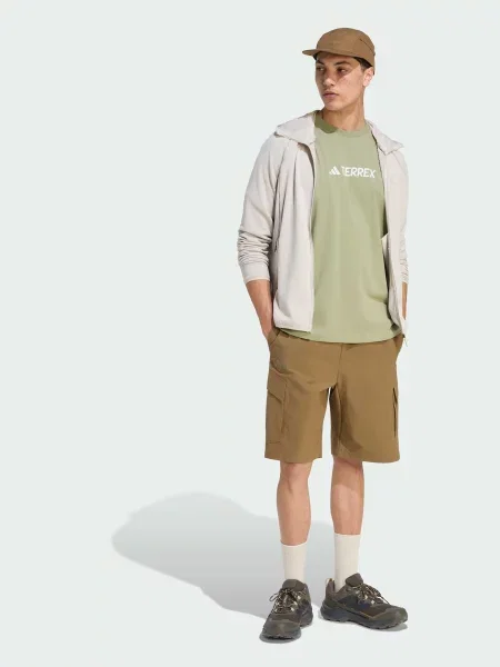 Спортивные шорты Adidas коричневые