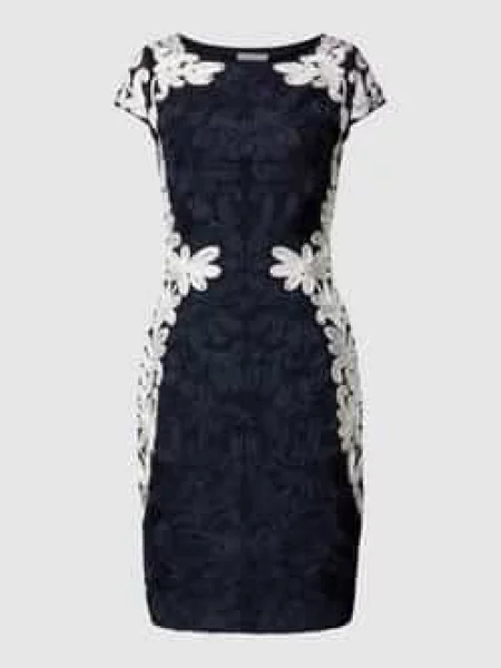 Sukienka koktajlowa z dekoltem w łódkę Christian Berg Cocktail