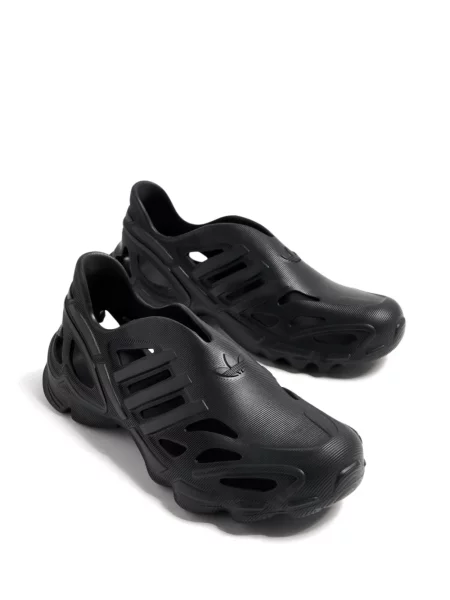 Prugaste sandale Adidas crna