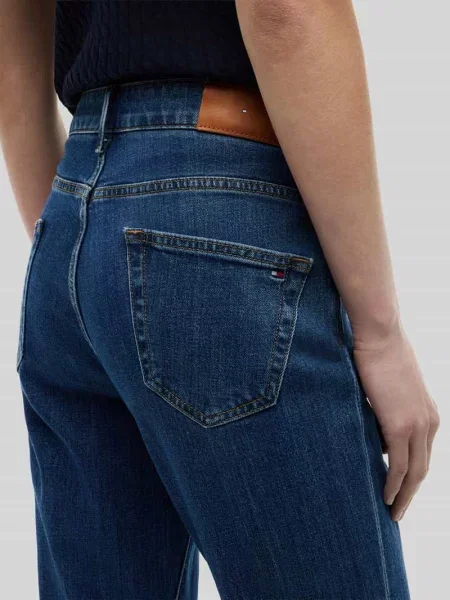Jeansy bootcut z mieszanki bawełny Tommy Hilfiger niebieskie