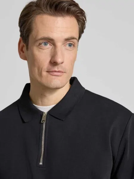 Koszulka polo o kroju relaxed fit z detalem z logo Lindbergh czarne