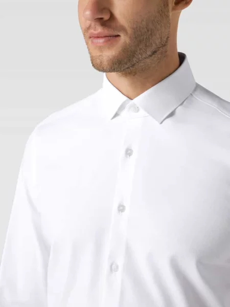 Koszula biznesowa o kroju slim fit z dodatkiem streczu Olymp Level Five biała