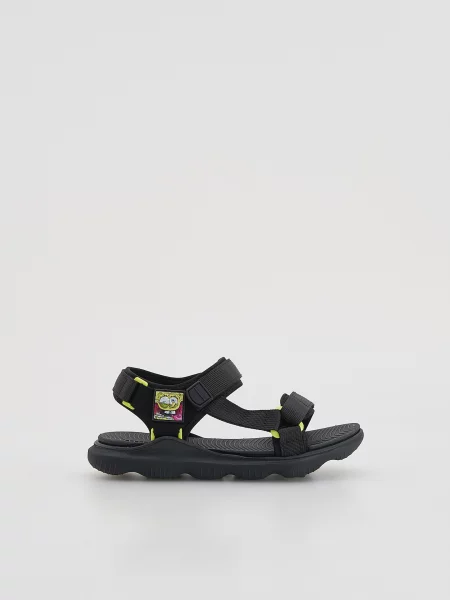 Reserved SpongeBob szandál fekete