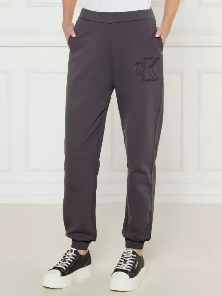 Calvin Klein Jeans Jogger nadrág lila