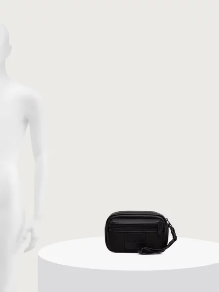 Кожаная косметичка Armani Exchange