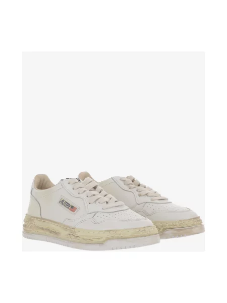 Sneakersy Autry białe