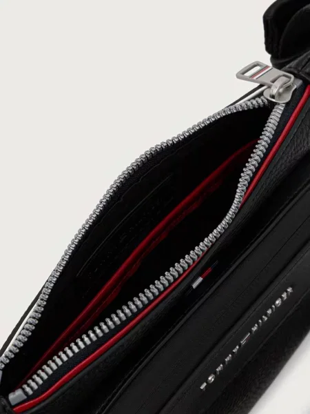 Tommy Hilfiger чанта за рамо мъжка от имитация на кожа черно