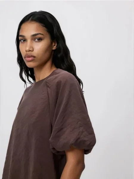 Reserved Bluză cu conținut ridicat de modal maro