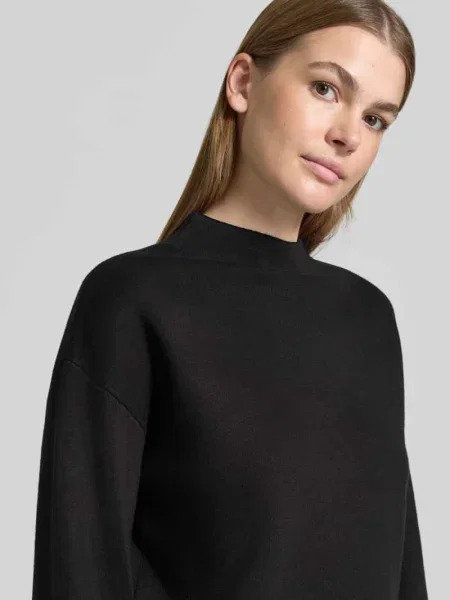 Sweter z paski w kontrastowym kolorze przy dole Jake*s Collection czarny
