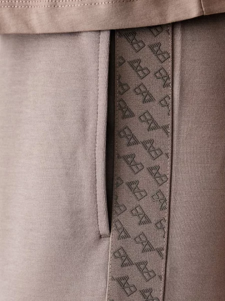 Nadrág Ea7 Emporio Armani barna