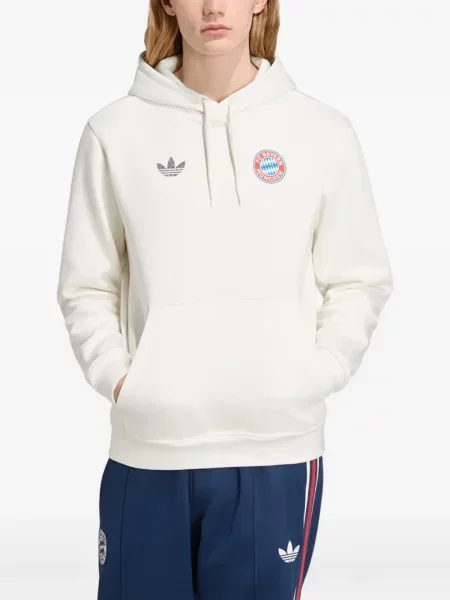 Pantaloni scurți Adidas cu imagine cu model leopard negru