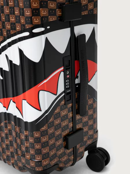 Чемодан Sprayground