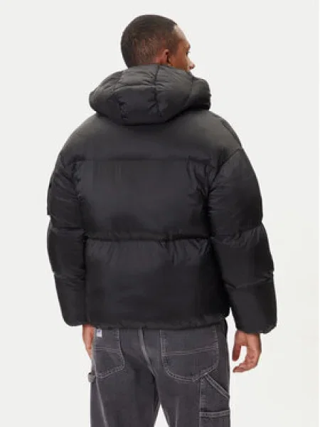 Bomberdzseki Alpha Industries Inc. fekete