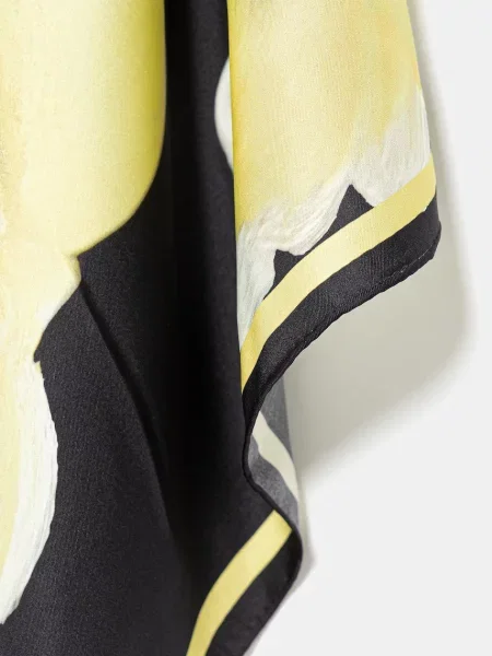 Stine Goya apaszka jedwabna wzorzysta żółty