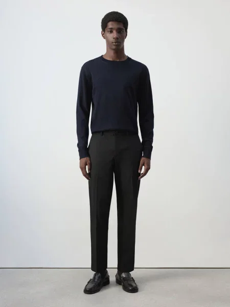 Spodnie Bologna cropped slim fit Mężczyzna 38 MANGO MAN czarny