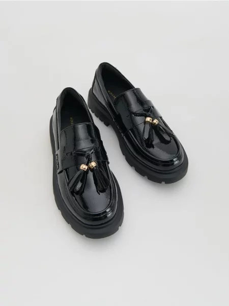 Кожаные лоферы Reserved черные