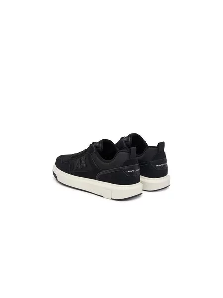 Sneakersy Armani Exchange čierna