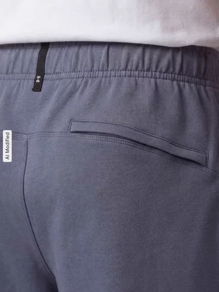 Szorty sportowe o kroju loose fit z domieszką bawełny Under Armour