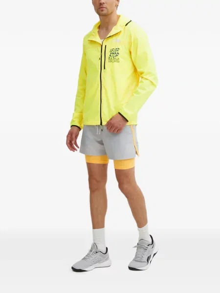 Geacă The North Face cu glugă galben