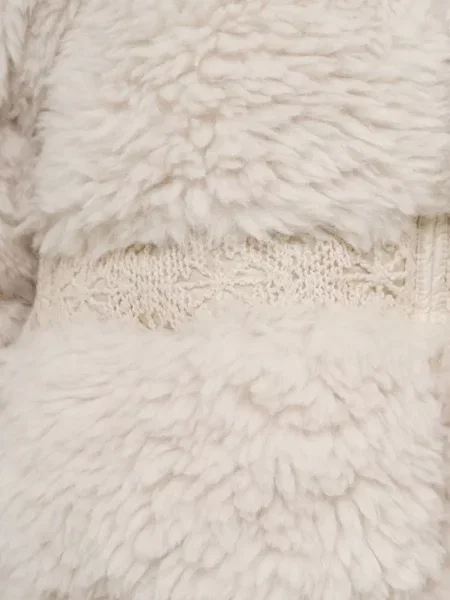 Kapucnis dzseki Moncler