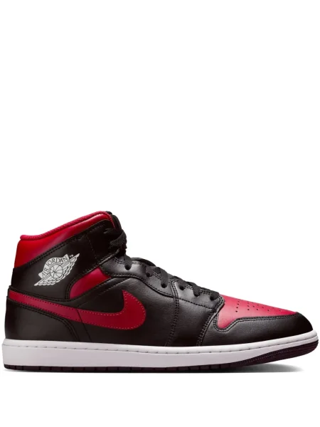 Sneakerși Jordan alb