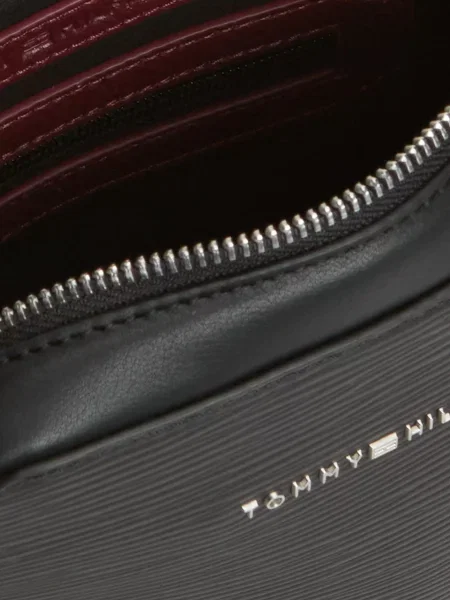 Сумка Tommy Hilfiger в діловому стилі чорна
