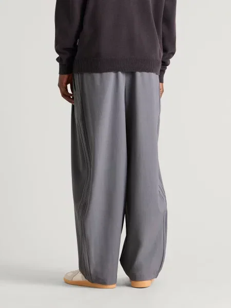 Spodnie Adidas szare