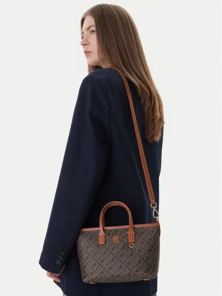 Чанта Tommy Hilfiger черно