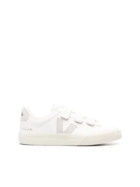 Jedwabne sneakersy Veja białe