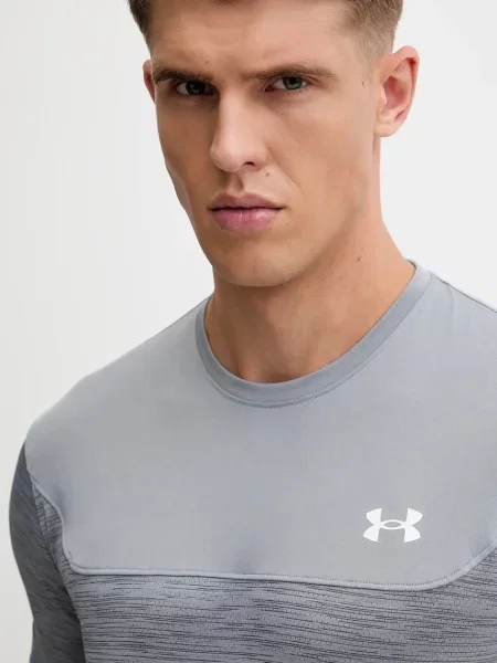 Однотонная футболка Under Armour серая