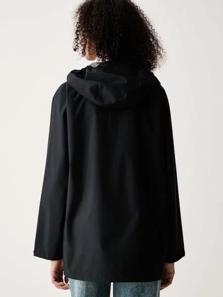 Adidas kurtka przeciwdeszczowa Essentials czarna