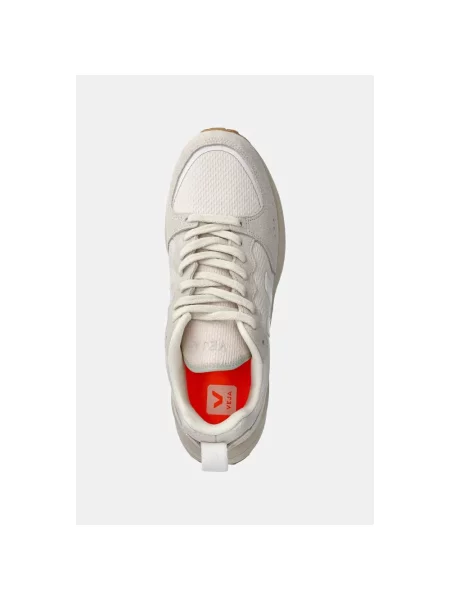 Sneakersy Veja zamszowe białe