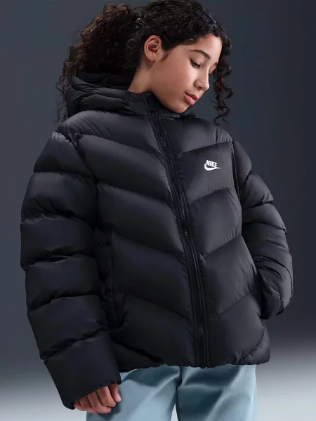 Детская куртка Nike черная