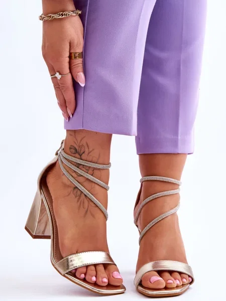 Zirkonové elegantní sandály Boto bílé