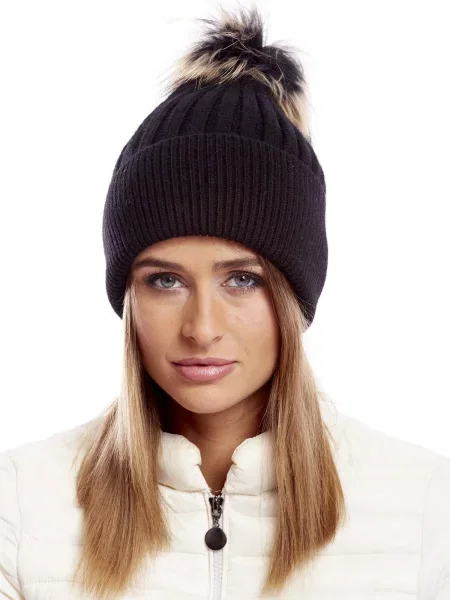 Pruhovaná šiltovka Fashionhunters čierna