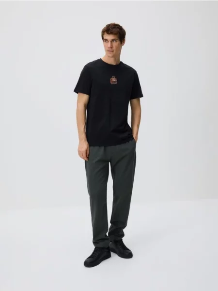 Reserved Футболка regular fit з мерсеризованої чорний