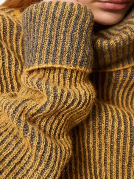 Heláncă Twinset galben