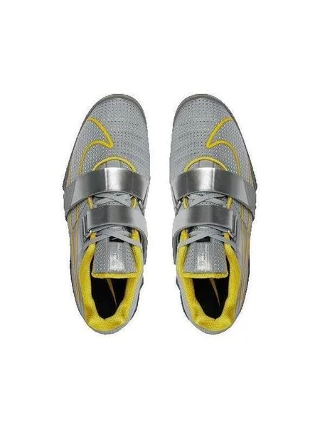 Pantofi Nike gri