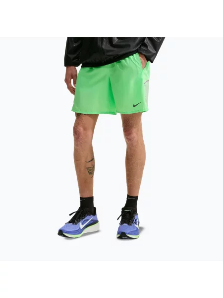 Pantaloni scurți de alergare pentru bărbați Nike Miler illusion green verde