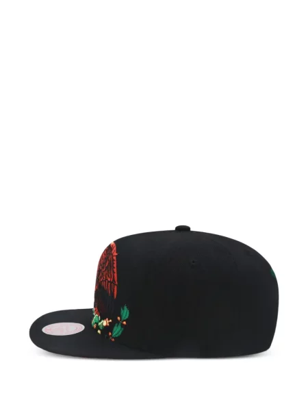 Decupat șapcă Mitchell & Ness negru