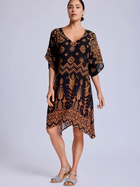 Пляжное женское пончо