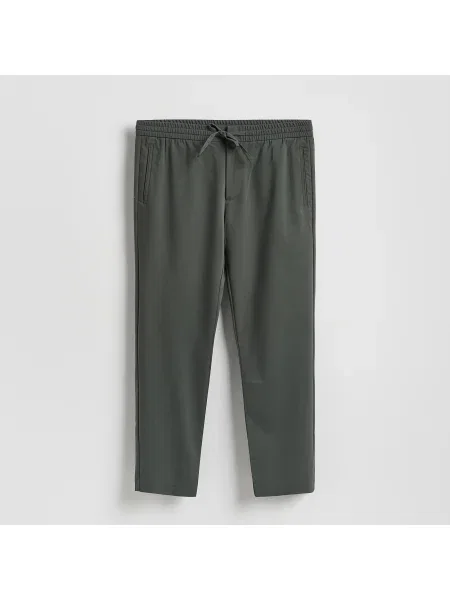 Reserved Jogger nadrág sötétzöld