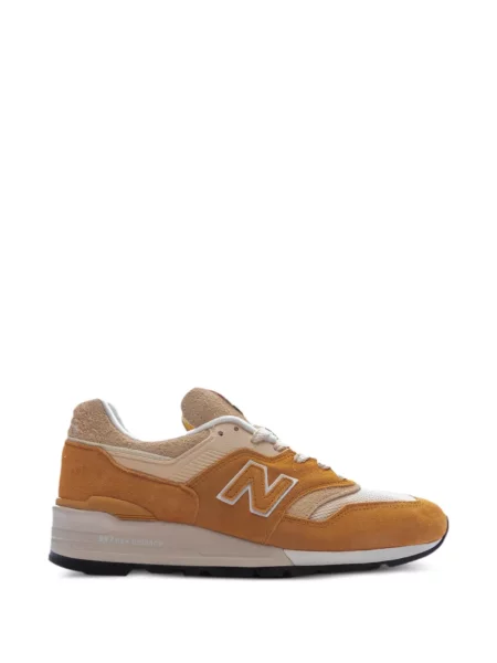 Sneakerși New Balance cu autograf maro