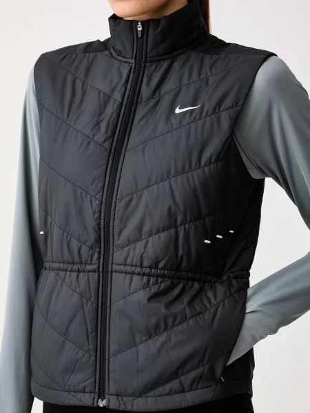Жилет Nike